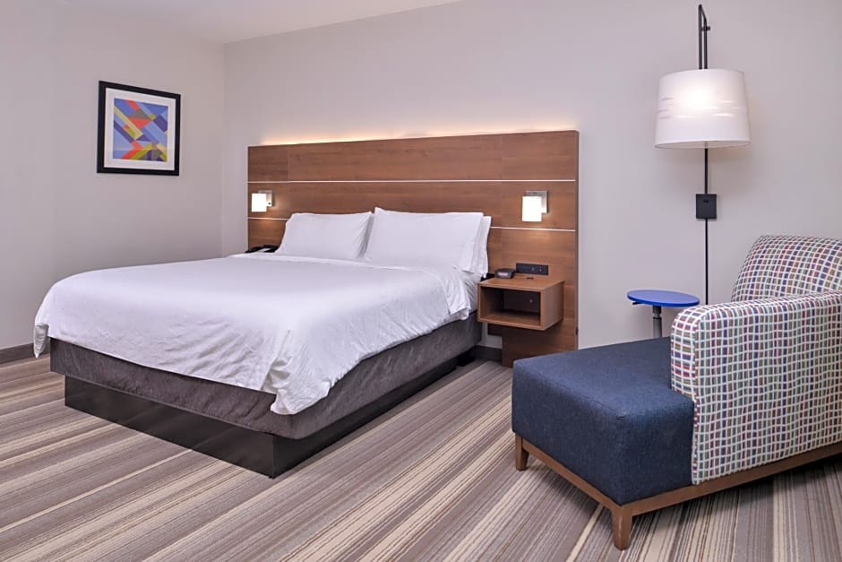 Holiday Inn Express Hotel & Suites Elgin By IHG