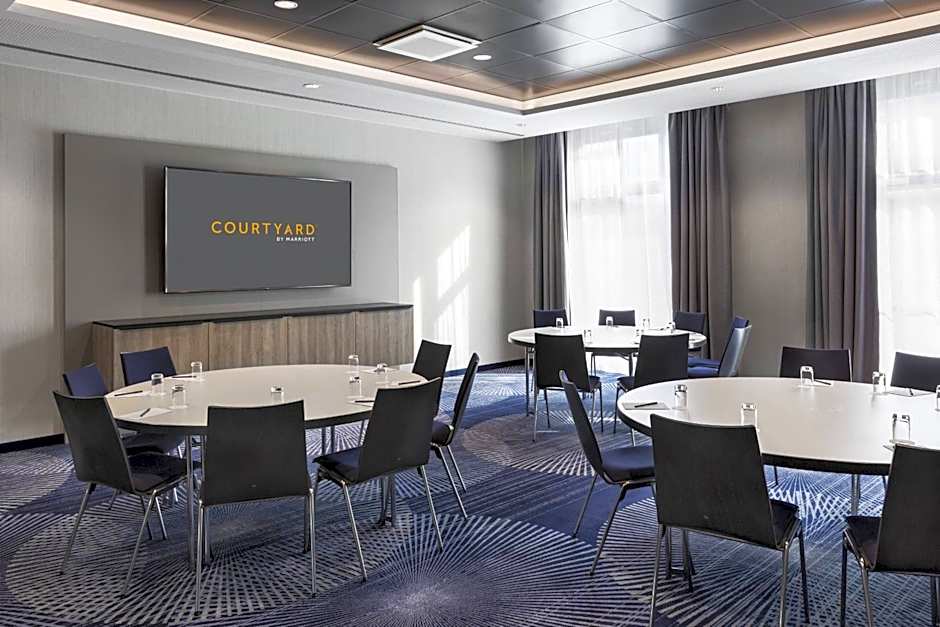 Courtyard by Marriott Hamburg City