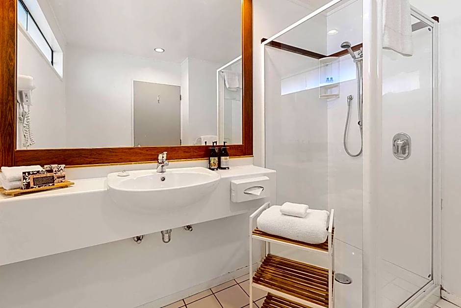 Quality Hotel Lincoln Green