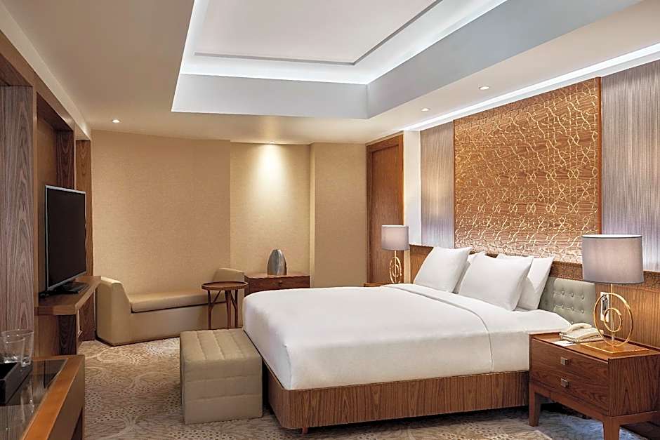 Photo 1 of 7 of Suite