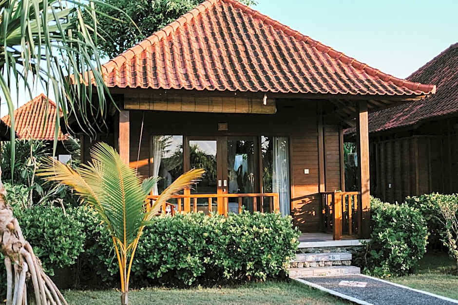 Dini D'Nusa Lembongan