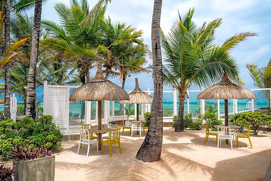 Tropical Attitude - Adults Only