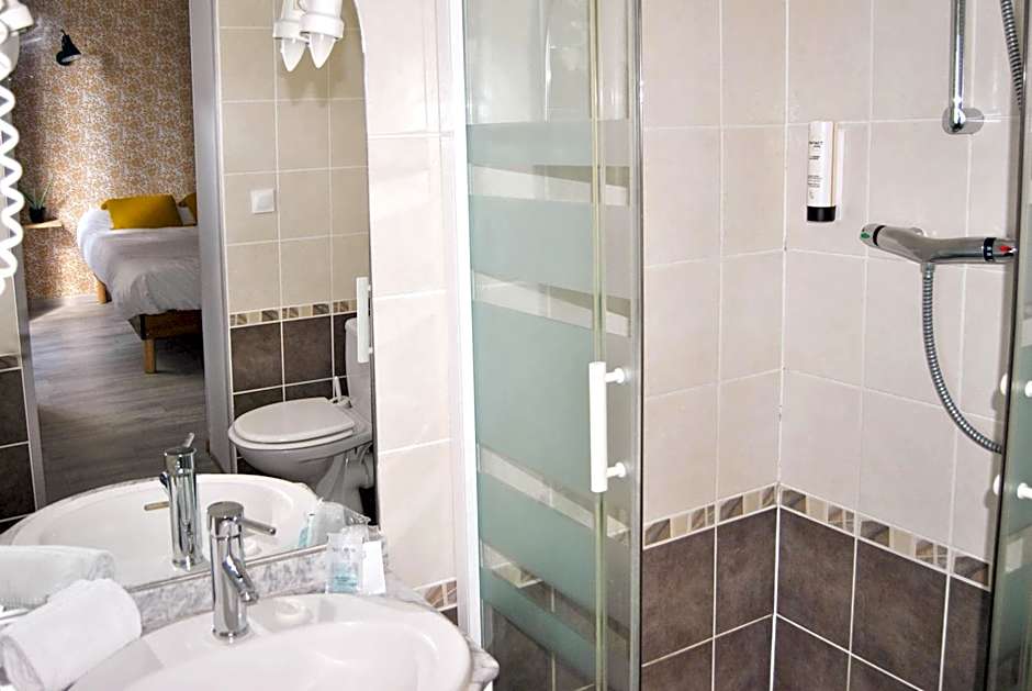 Hôtel Le Thurot- Dijon Centre ville Gare