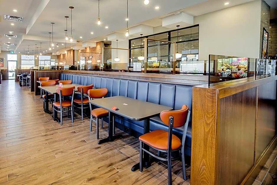 Sandman Signature Saskatoon South Hotel