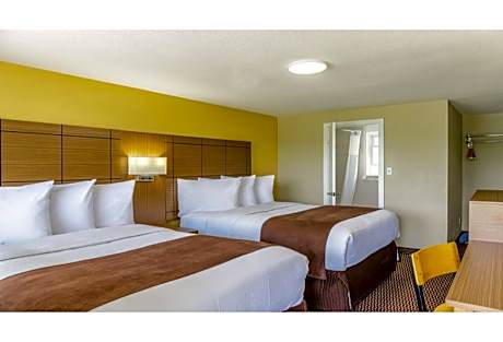 2 FULL BEDS | NON-SMOKING, MICROWAVE