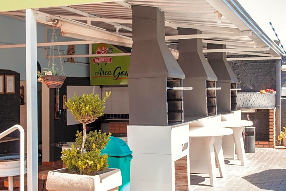 Hotel e Pousada Caroline