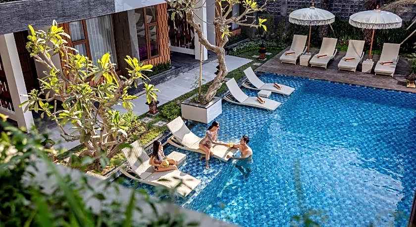 Mokko Suites Batubelig