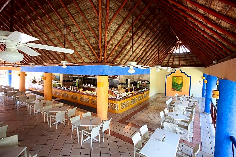 Bahia Principe Luxury Akumal - All Inclusive