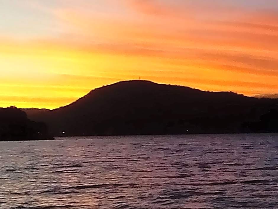 Cedarwood Lakeside Motel & Conference Venue