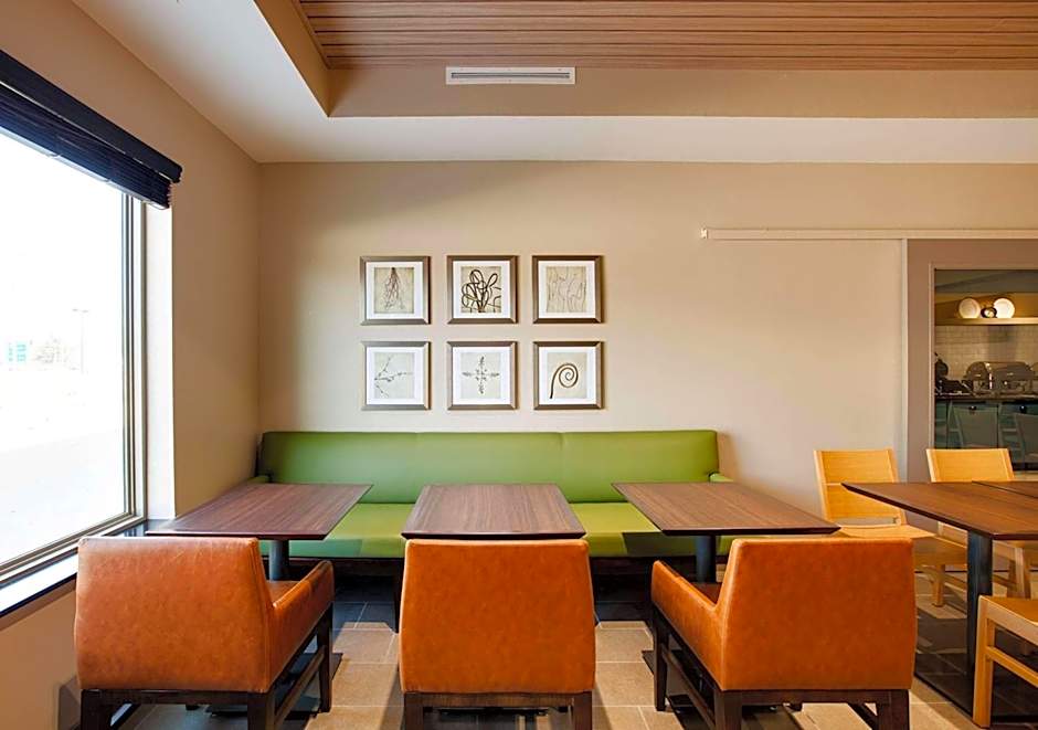 Country Inn & Suites by Radisson, Springfield Southeast