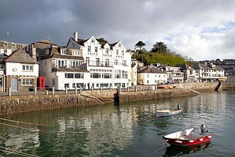 Ship and Castle Hotel