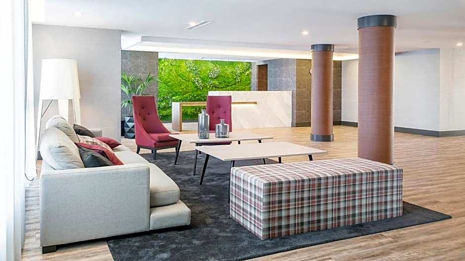 Hotel Ilunion Las Lomas