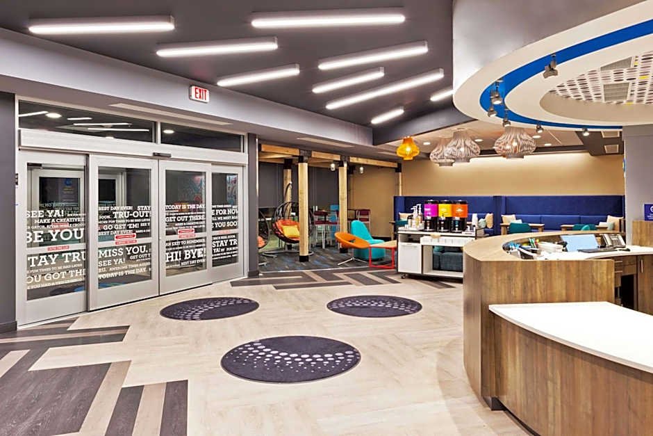 Tru by Hilton Auburn