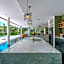 Villa Bull House: Amazing 6 Bedrooms Contemporary Villa in Seminyak