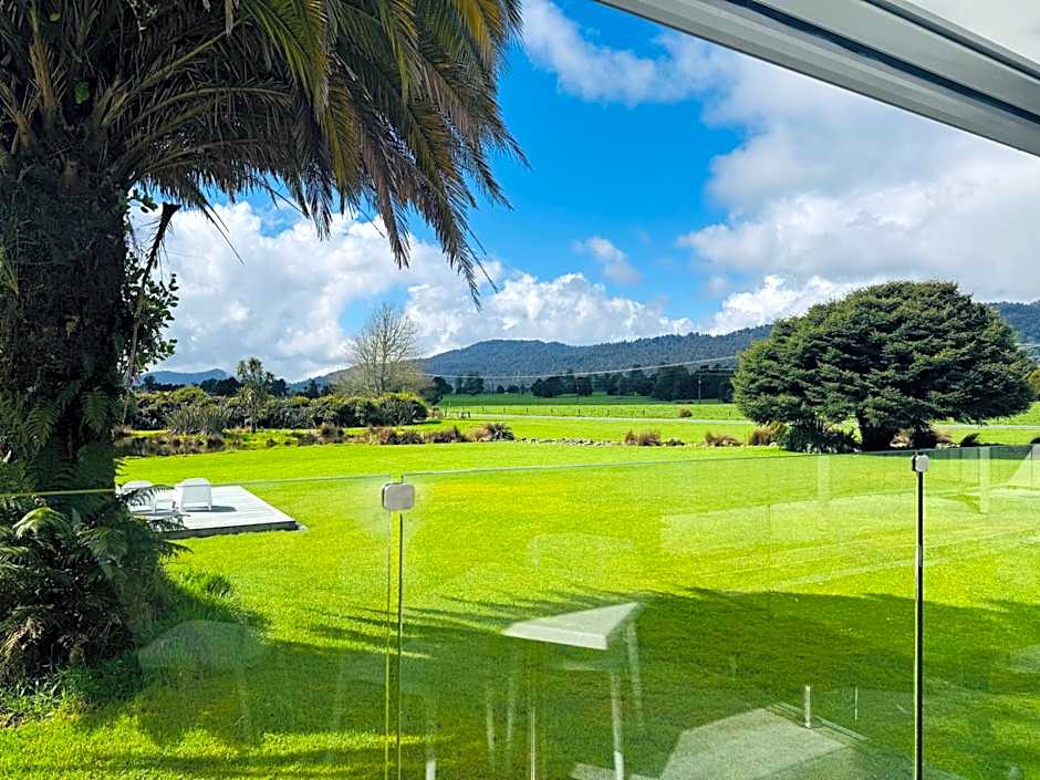 Franz Josef Oasis