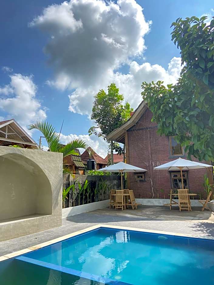 EDRIAN BUNGALOWS