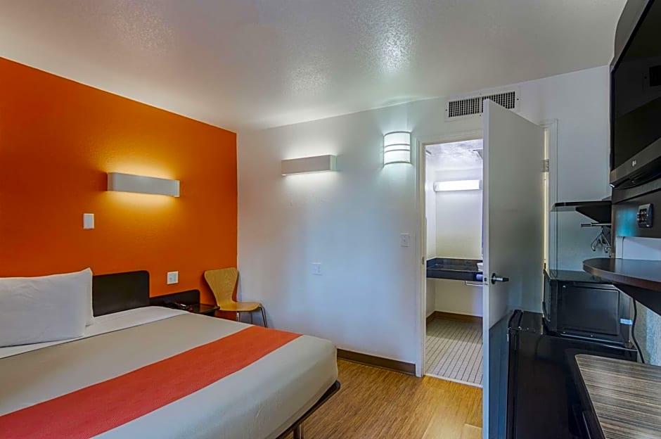 Motel 6-Ardmore, OK