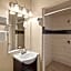 Travelodge by Wyndham Everett City Center