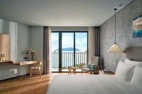 Premium Double Room with Balcony and Ocean View (Include Welcome drink & Airport shuttle bus)