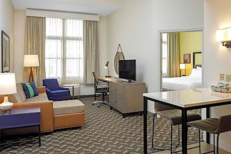 One-Bedroom King Suite