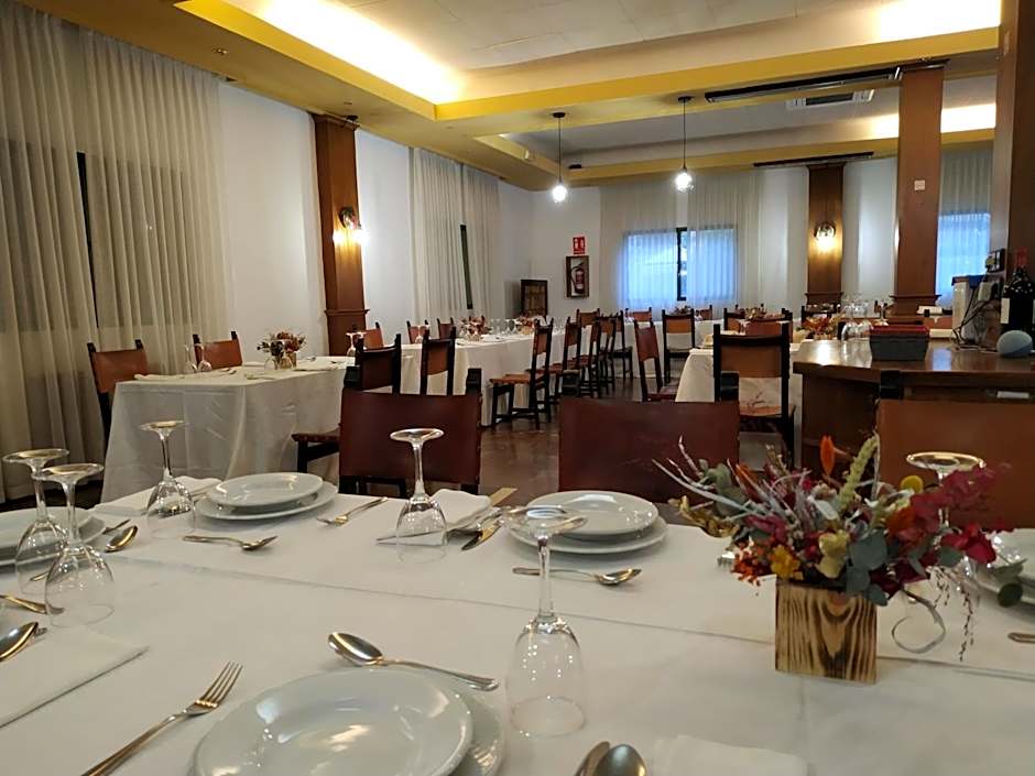 Área de Servicio El Cruce