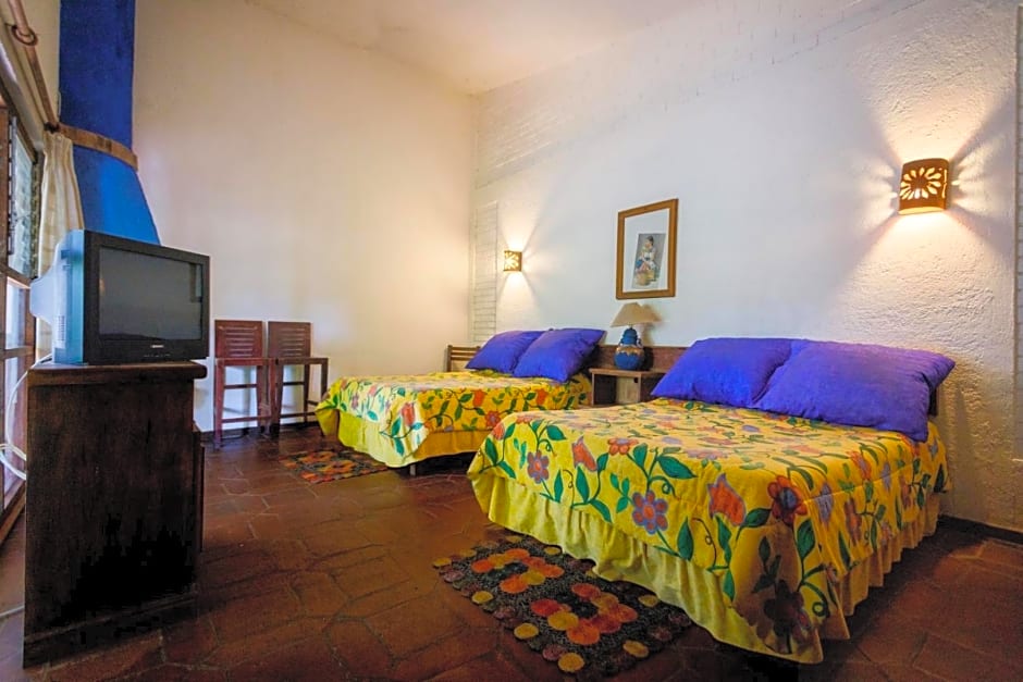 Lago Sol Hotel & Suites