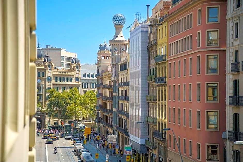 Fisa Rentals Ramblas Apartments