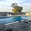 Geetanjali Hotel & Motel