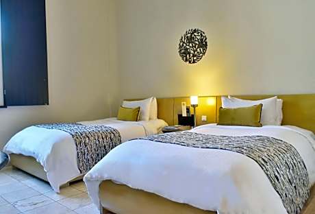 Contemporary Twin Room