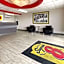 Super 8 by Wyndham Hazleton