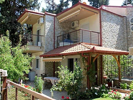 Purple_Rose_Apartment