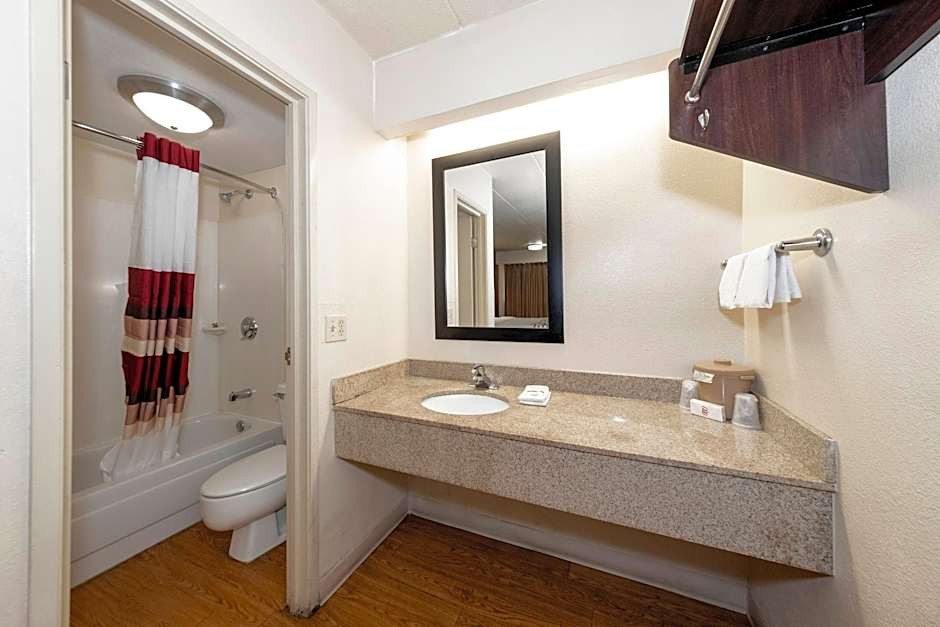 Red Roof Inn Chicago - Lansing