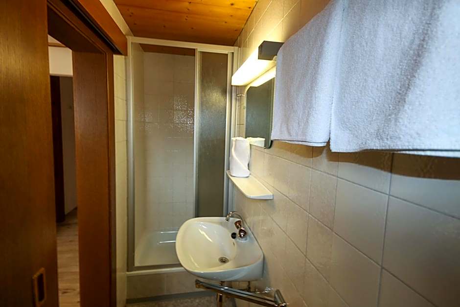 Kia Ora Hotel Restaurant