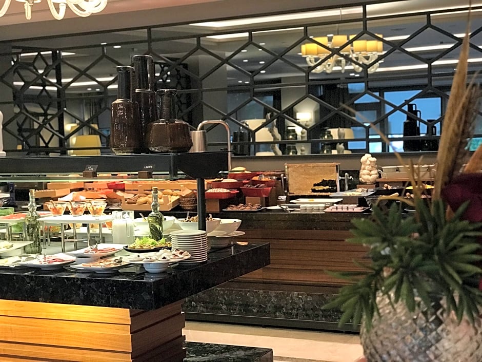 Holiday Inn Bursa - City Centre By IHG