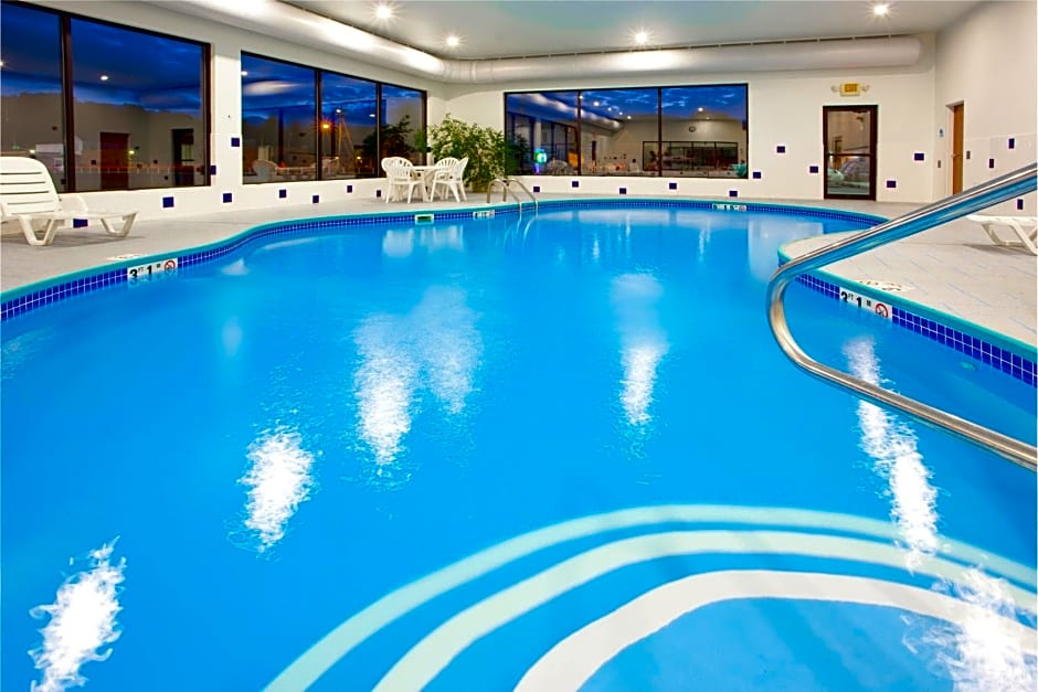 Holiday Inn Express Hotel & Suites Elkins, an IHG Hotel