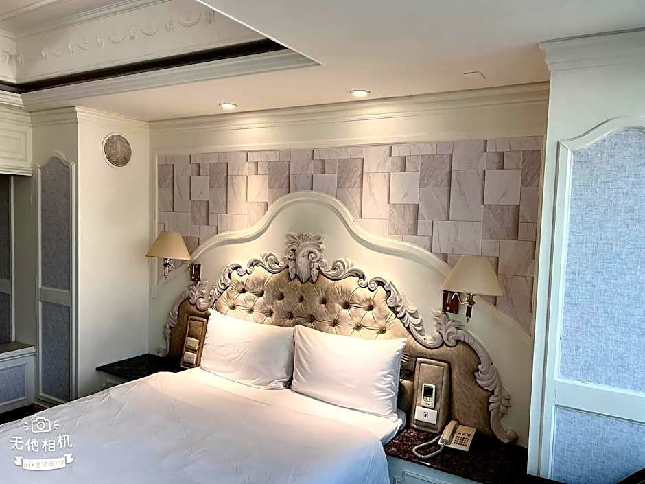 Blue sky Business hotel