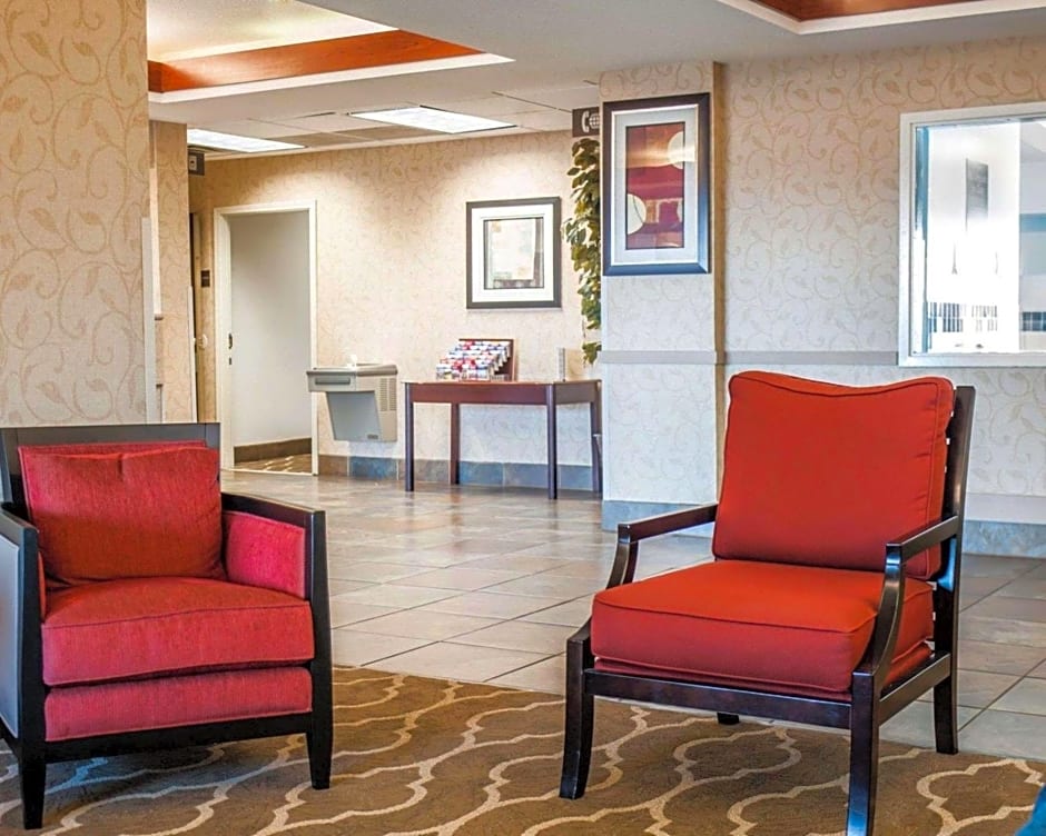 Quality Inn & Suites near St. Louis and I-255