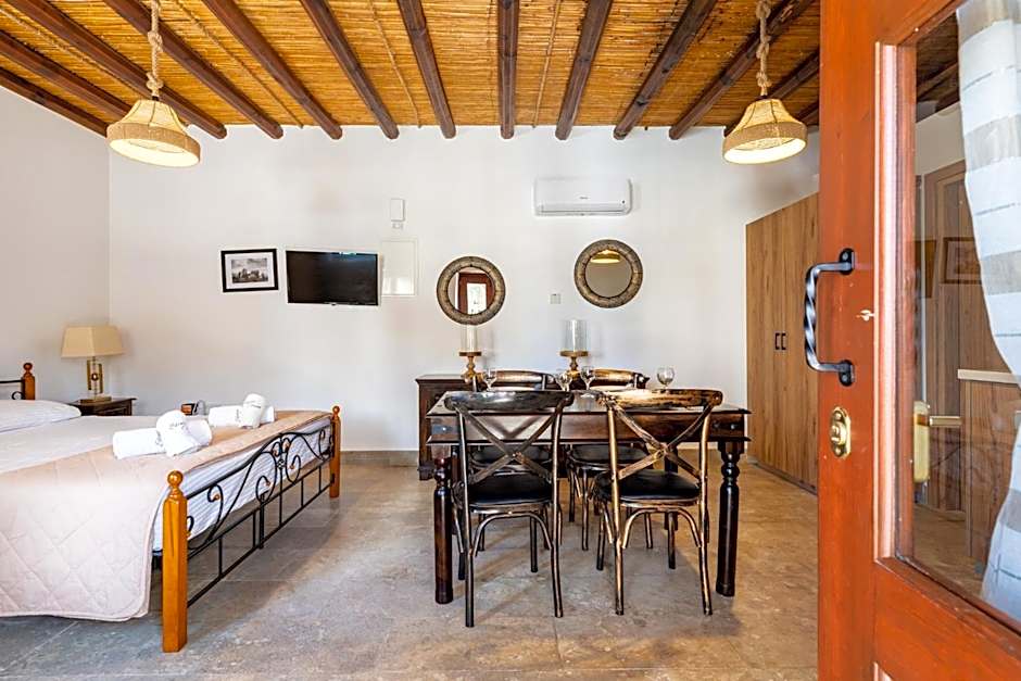 Stone Court Boutique Studios