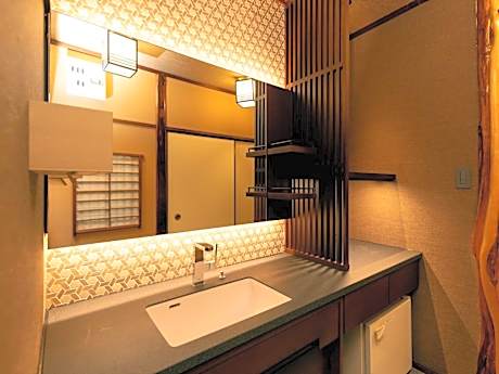 Standard Japanese-Style Room with Shared Bathroom (Adult Only)