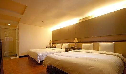 Zaw Jung Business Hotel