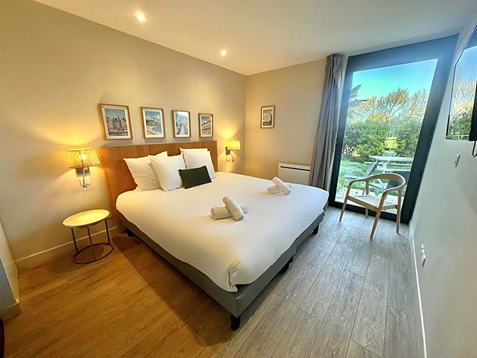 Gold Beach Hotel & RESIDENCE