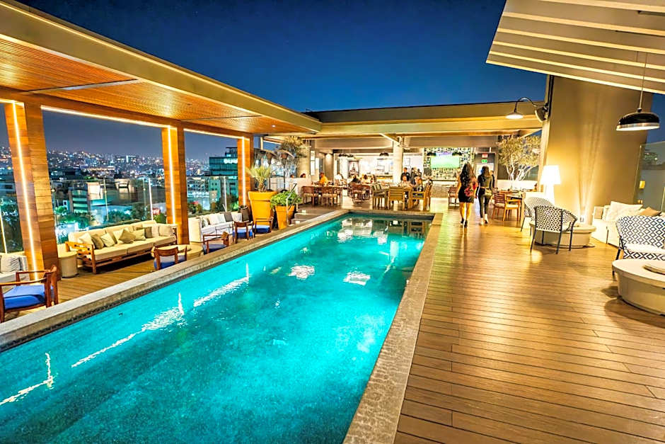 K Tower Boutique Hotel By Lucerna