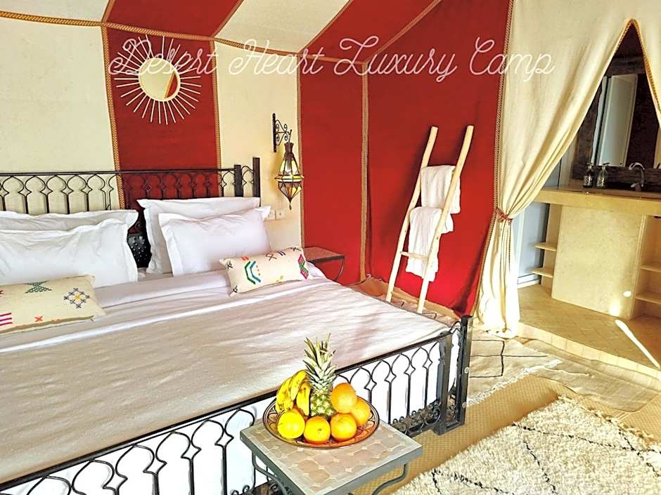Merzouga heart camp