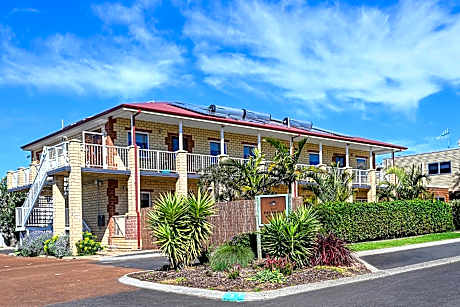 Baywatch Retreat Augusta