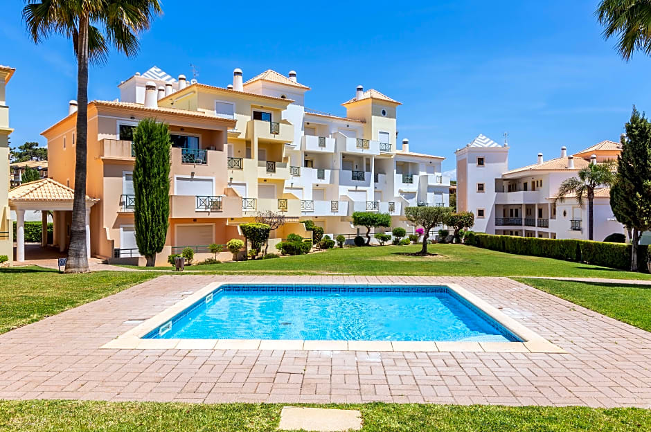 Jardins Santa Eulalia by Garvetur