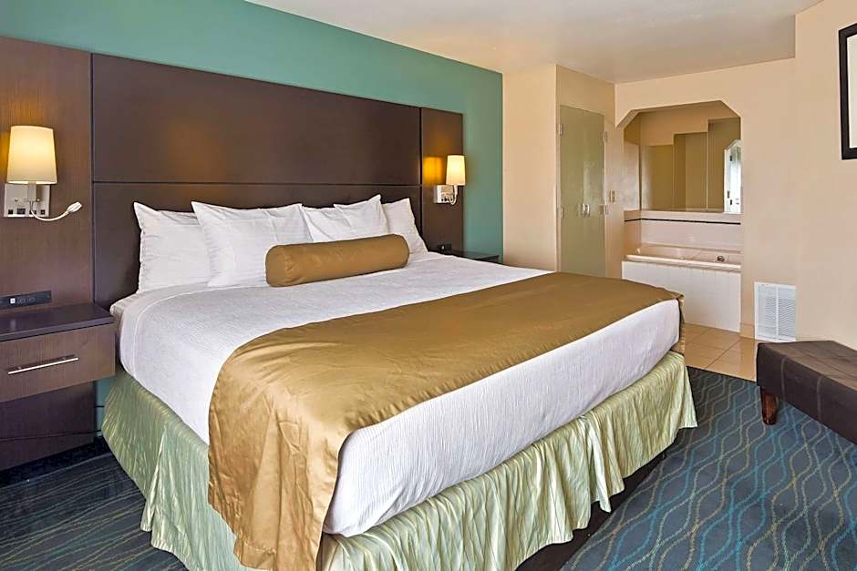 Baymont by Wyndham Marion, OH