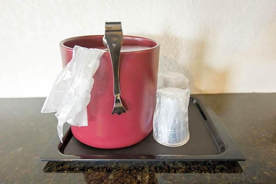 Savannah House Hotel