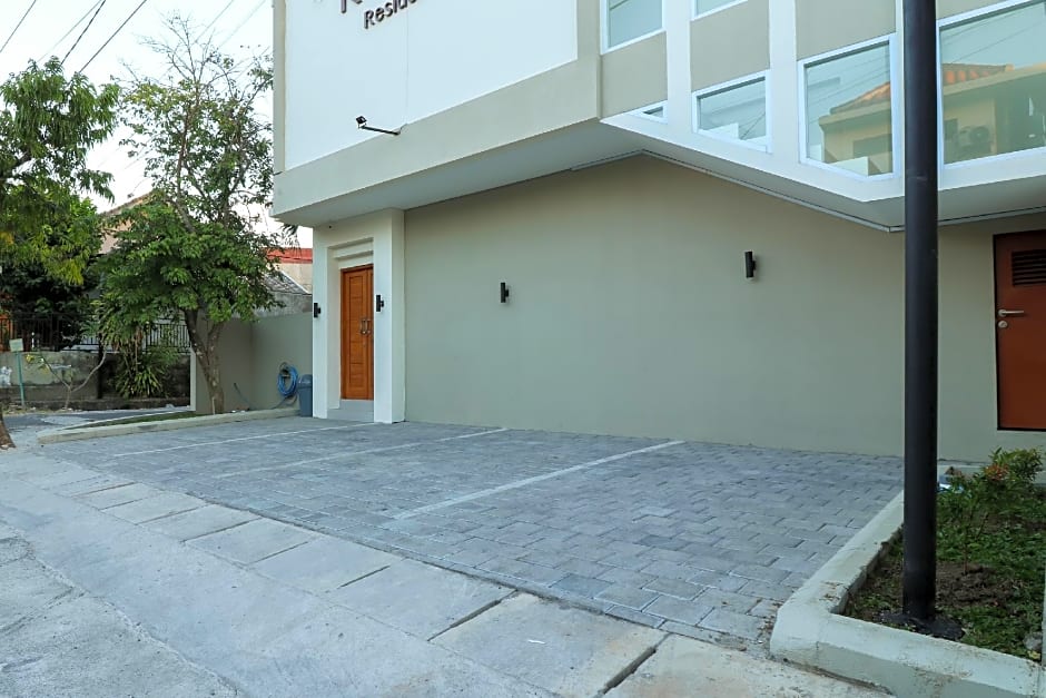 OYO 1200 Kencana Residence