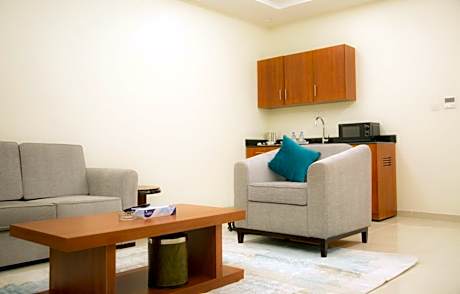 King Suite Two Bedroom with Sea View