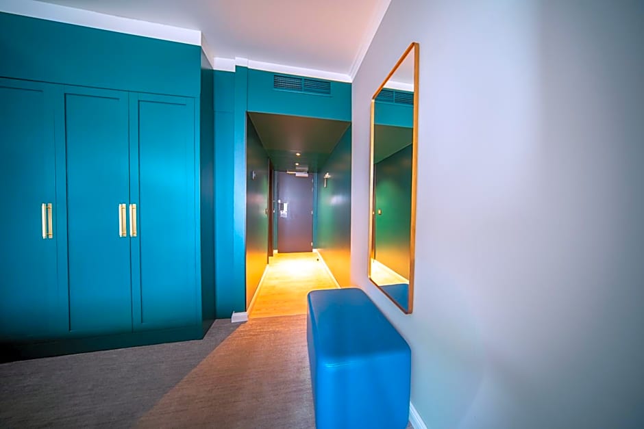 Maek Hotel Antwerp Central - Handwritten Collection